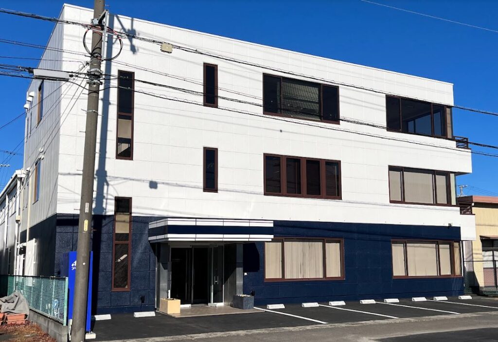 静岡市駿河区の社労士・行政書士事務所は当ビル１Fです。